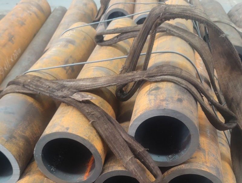 平鲁15CrMoG无缝钢管切割